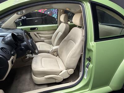 2005 Volkswagen Beetle GLS WOW !! SUPER LOW MILES 75K !! RARE COLOR !! HARD TO FIND IT COUPE!! 954-902-9298 - Photo 43 - Pompano Beach, FL 33069