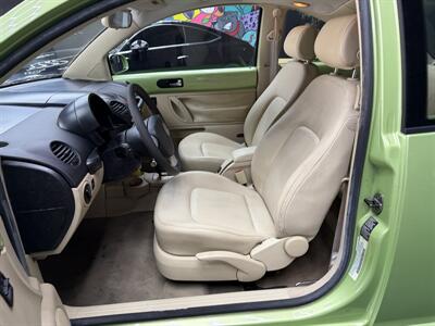 2005 Volkswagen Beetle GLS WOW !! SUPER LOW MILES 75K !! RARE COLOR !! HARD TO FIND IT COUPE!! 954-902-9298 - Photo 19 - Pompano Beach, FL 33069