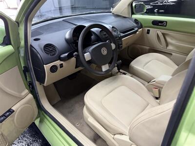 2005 Volkswagen Beetle GLS WOW !! SUPER LOW MILES 75K !! RARE COLOR !! HARD TO FIND IT COUPE!! 954-902-9298 - Photo 37 - Pompano Beach, FL 33069