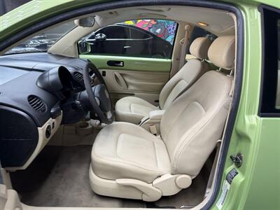 2005 Volkswagen Beetle GLS WOW !! SUPER LOW MILES 75K !! RARE COLOR !! HARD TO FIND IT COUPE!! 954-902-9298 - Photo 25 - Pompano Beach, FL 33069