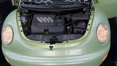 2005 Volkswagen Beetle GLS WOW !! SUPER LOW MILES 75K !! RARE COLOR !! HARD TO FIND IT COUPE!! 954-902-9298 - Photo 28 - Pompano Beach, FL 33069
