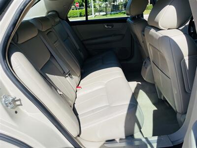 2010 Cadillac DTS 4.6L V8  sedan - Photo 30 - Pompano Beach, FL 33069