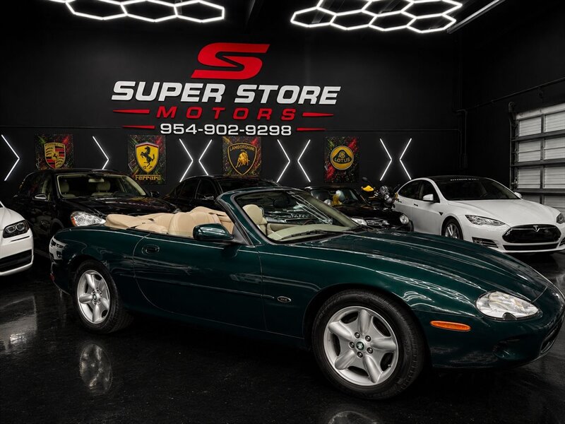 1999 Jaguar XK8   - Photo 1 - Pompano Beach, FL 33069