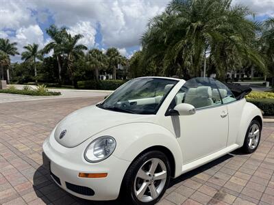 2007 Volkswagen New Beetle Convertible Triple White  WOW!! TRIPLE WHITE EDDITION!! 82k !! - Photo 18 - Pompano Beach, FL 33069