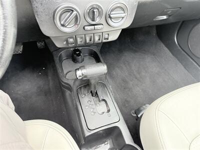 2007 Volkswagen New Beetle Convertible Triple White  WOW!! TRIPLE WHITE EDDITION!! 82k !! - Photo 21 - Pompano Beach, FL 33069