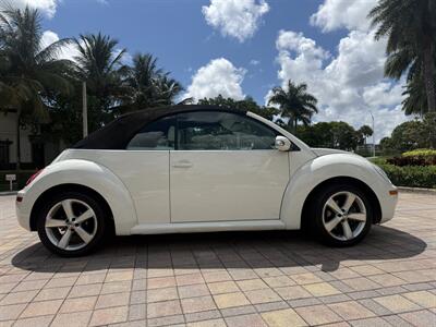 2007 Volkswagen New Beetle Convertible Triple White  WOW!! TRIPLE WHITE EDDITION!! 82k !! - Photo 62 - Pompano Beach, FL 33069