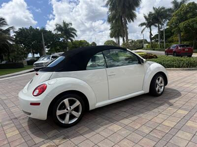 2007 Volkswagen New Beetle Convertible Triple White  WOW!! TRIPLE WHITE EDDITION!! 82k !! - Photo 58 - Pompano Beach, FL 33069