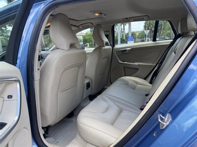2016 Volvo V60 T5 Drive-E Premier  WOW!!! ONLY 83K MILES !! RARE COLOR !! 1 OWNER CAR !! 954-902-9298 MATT - Photo 25 - Pompano Beach, FL 33069