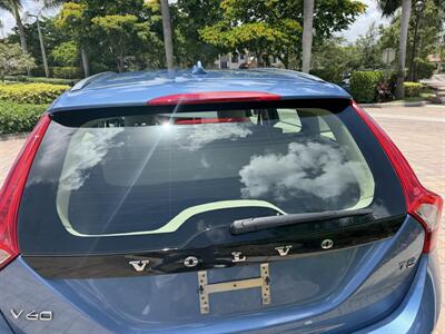 2016 Volvo V60 T5 Drive-E Premier  WOW!!! ONLY 83K MILES !! RARE COLOR !! 1 OWNER CAR !! 954-902-9298 MATT - Photo 9 - Pompano Beach, FL 33069