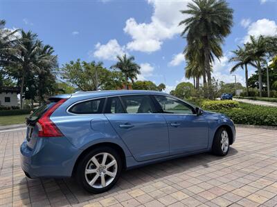 2016 Volvo V60 T5 Drive-E Premier  WOW!!! ONLY 83K MILES !! RARE COLOR !! 1 OWNER CAR !! 954-902-9298 MATT - Photo 3 - Pompano Beach, FL 33069