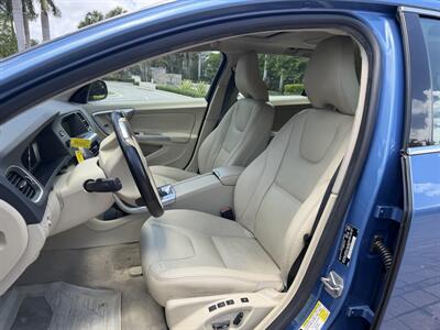2016 Volvo V60 T5 Drive-E Premier  WOW!!! ONLY 83K MILES !! RARE COLOR !! 1 OWNER CAR !! 954-902-9298 MATT - Photo 17 - Pompano Beach, FL 33069