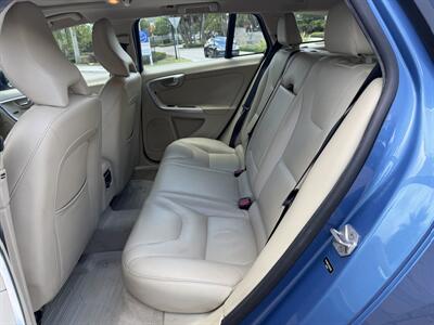2016 Volvo V60 T5 Drive-E Premier  WOW!!! ONLY 83K MILES !! RARE COLOR !! 1 OWNER CAR !! 954-902-9298 MATT - Photo 26 - Pompano Beach, FL 33069