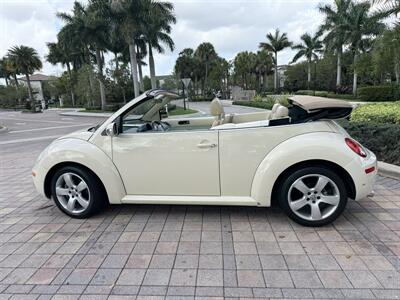 2006 Volkswagen New Beetle Convertible 2.5   - Photo 8 - Pompano Beach, FL 33069