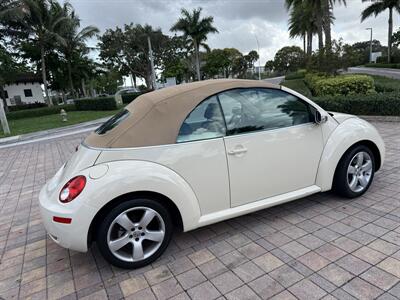 2006 Volkswagen New Beetle Convertible 2.5   - Photo 46 - Pompano Beach, FL 33069