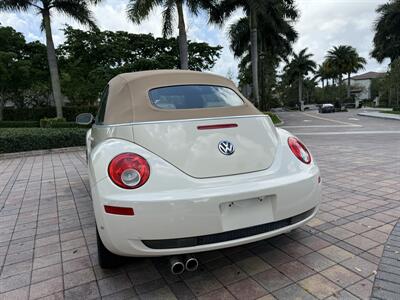 2006 Volkswagen New Beetle Convertible 2.5   - Photo 44 - Pompano Beach, FL 33069