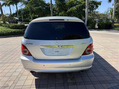 2007 Mercedes-Benz R 350 WOW !! R 350 !!4 MATIC !! AWD CARFAX - Photo 9 - Pompano Beach, FL 33069