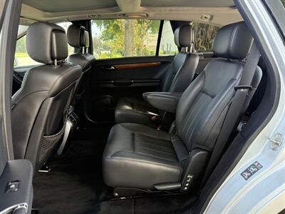 2007 Mercedes-Benz R 350 WOW !! R 350 !!4 MATIC !! AWD CARFAX - Photo 37 - Pompano Beach, FL 33069