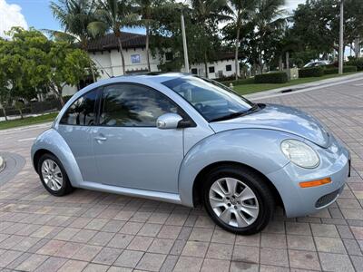 2010 Volkswagen Beetle   - Photo 6 - Pompano Beach, FL 33069