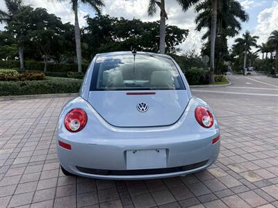 2010 Volkswagen Beetle   - Photo 17 - Pompano Beach, FL 33069