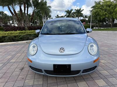2010 Volkswagen Beetle   - Photo 11 - Pompano Beach, FL 33069