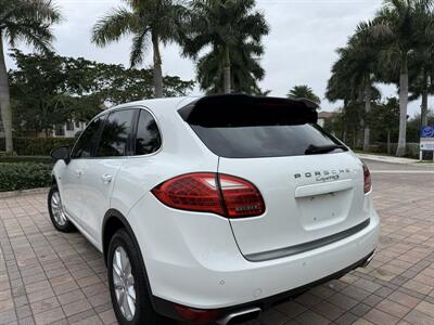 2014 Porsche Cayenne S Hybrid  WOW !! SUPER LOW MILES 79K!!!  HARD TO FIND !!954-902-9298!!! - Photo 27 - Pompano Beach, FL 33069