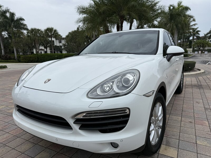 2014 Porsche Cayenne S Hybrid  WOW !! SUPER LOW MILES 79K!!!  HARD TO FIND !!954-902-9298!!!
