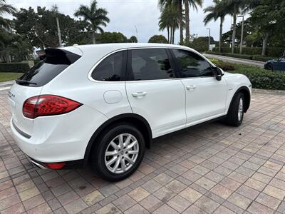 2014 Porsche Cayenne S Hybrid  WOW !! SUPER LOW MILES 79K!!!  HARD TO FIND !!954-902-9298!!! - Photo 29 - Pompano Beach, FL 33069