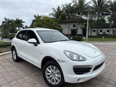 2014 Porsche Cayenne S Hybrid  WOW !! SUPER LOW MILES 79K!!!  HARD TO FIND !!954-902-9298!!! - Photo 12 - Pompano Beach, FL 33069