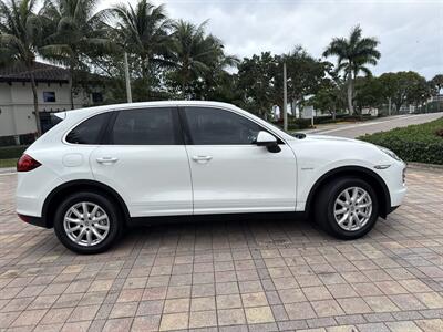 2014 Porsche Cayenne S Hybrid  WOW !! SUPER LOW MILES 79K!!!  HARD TO FIND !!954-902-9298!!! - Photo 8 - Pompano Beach, FL 33069
