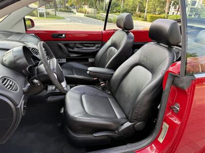 2007 Volkswagen New Beetle Convertible 2.5  CONVERTIBLE - Photo 83 - Pompano Beach, FL 33069