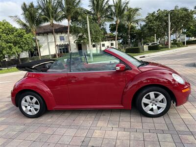 2007 Volkswagen New Beetle Convertible 2.5  CONVERTIBLE - Photo 39 - Pompano Beach, FL 33069