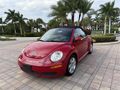 2007 Volkswagen New Beetle Convertible 2.5  CONVERTIBLE - Photo 2 - Pompano Beach, FL 33069