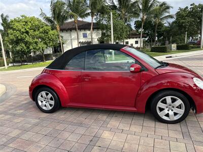 2007 Volkswagen New Beetle Convertible 2.5  CONVERTIBLE - Photo 34 - Pompano Beach, FL 33069