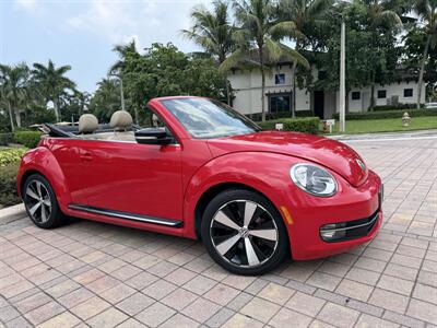 2013 Volkswagen Beetle Convertible Turbo PZEV WOW !!! FENDER EDITION !!! LOW MILES !!! CARFAX !! - Photo 43 - Pompano Beach, FL 33069