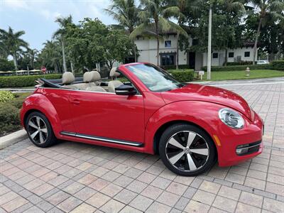 2013 Volkswagen Beetle Convertible Turbo PZEV WOW !!! FENDER EDITION !!! LOW MILES !!! CARFAX !! - Photo 4 - Pompano Beach, FL 33069