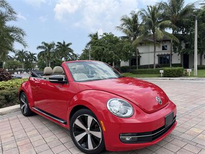 2013 Volkswagen Beetle Convertible Turbo PZEV WOW !!! FENDER EDITION !!! LOW MILES !!! CARFAX !! - Photo 10 - Pompano Beach, FL 33069