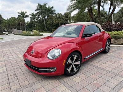 2013 Volkswagen Beetle Convertible Turbo PZEV WOW !!! FENDER EDITION !!! LOW MILES !!! CARFAX !! - Photo 31 - Pompano Beach, FL 33069