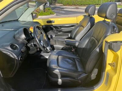 2007 Volkswagen New Beetle Convertible 2.5  new beetle - Photo 5 - Pompano Beach, FL 33069