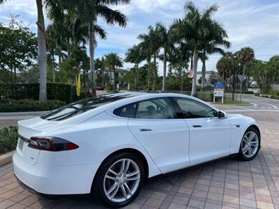 2013 Tesla Model S 60   - Photo 16 - Pompano Beach, FL 33069