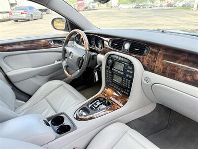 2004 Jaguar XJ8  WOW!! 39K MILES !! HARD TO FIND !! 9549-902-9298 !CARFAX - Photo 54 - Pompano Beach, FL 33069
