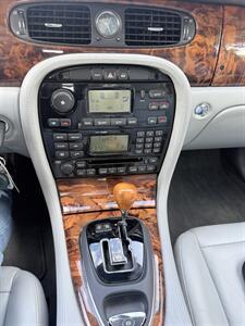 2004 Jaguar XJ8  WOW!! 39K MILES !! HARD TO FIND !! 9549-902-9298 !CARFAX - Photo 61 - Pompano Beach, FL 33069