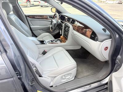 2004 Jaguar XJ8  WOW!! 39K MILES !! HARD TO FIND !! 9549-902-9298 !CARFAX - Photo 52 - Pompano Beach, FL 33069