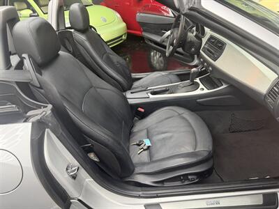 2006 BMW Z4 3.0si  CONVERTIBLE !!WOW !! ONLY 83K MILES !!! 1 OWNER CAR !! HTD SEATS !!! GREAT COLOR COMBO !!! - Photo 16 - Pompano Beach, FL 33069