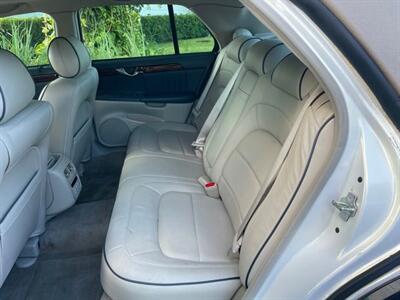 2005 Cadillac DeVille   - Photo 14 - Pompano Beach, FL 33069