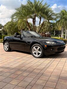 2008 Mazda MX-5 Miata SV WOW !!! CONVERTIBLE !!SUPER LOW MILES 66K!!! AUTOMATIC !! BLACK ON BLACK !! CARFAX !! 954-902-9298 MATT. - Photo 8 - Pompano Beach, FL 33069