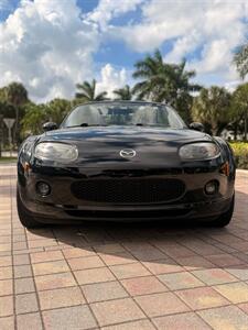2008 Mazda MX-5 Miata SV WOW !!! CONVERTIBLE !!SUPER LOW MILES 66K!!! AUTOMATIC !! BLACK ON BLACK !! CARFAX !! 954-902-9298 MATT. - Photo 5 - Pompano Beach, FL 33069