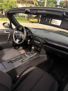 2008 Mazda MX-5 Miata SV WOW !!! CONVERTIBLE !!SUPER LOW MILES 66K!!! AUTOMATIC !! BLACK ON BLACK !! CARFAX !! 954-902-9298 MATT. - Photo 15 - Pompano Beach, FL 33069