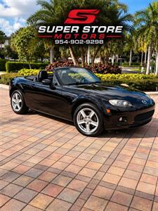 2008 Mazda MX-5 Miata SV WOW !!! CONVERTIBLE !!SUPER LOW MILES 66K!!! AUTOMATIC !! BLACK ON BLACK !! CARFAX !! 954-902-9298 MATT. - Photo 1 - Pompano Beach, FL 33069