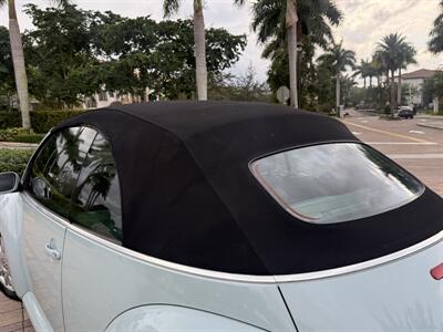 2004 Volkswagen New Beetle Convertible GLS  wow !!! NEW CONVERTIBLE TOP!! LOW MILES !!954-902-9892 ! CARFAX - Photo 25 - Pompano Beach, FL 33069