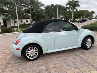 2004 Volkswagen New Beetle Convertible GLS  wow !!! NEW CONVERTIBLE TOP!! LOW MILES !!954-902-9892 ! CARFAX - Photo 11 - Pompano Beach, FL 33069